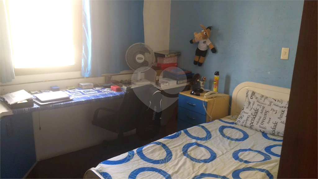 Apartamento de alto padrão no bairro da Água Fria. Edifício de 8 andares. 2 apartamentos por andar.