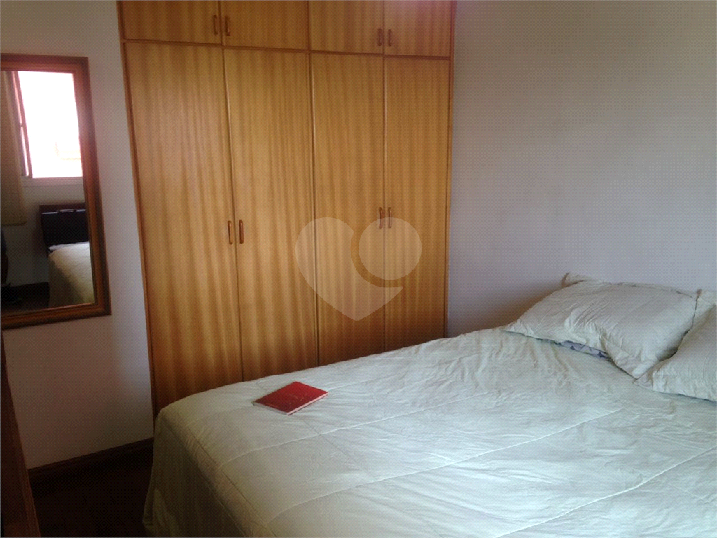 APARTAMENTO em CASA VERDE