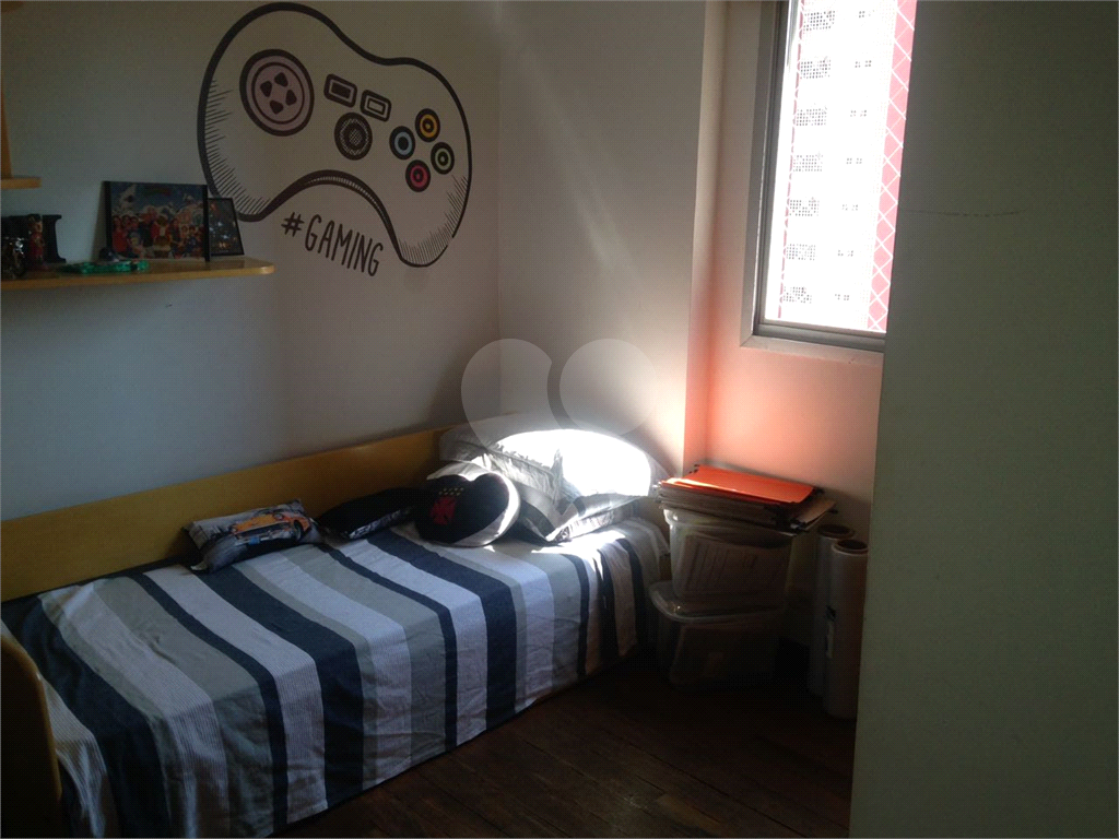 APARTAMENTO em CASA VERDE