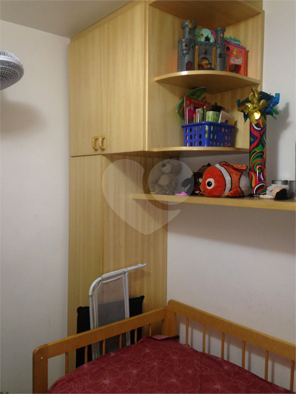 APARTAMENTO em CASA VERDE