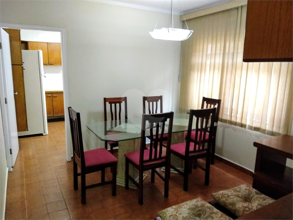 Casa de 3 Dormitórios com 150m² para Locação no Jardim Ester 