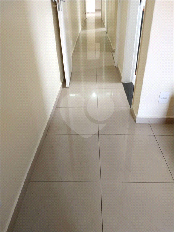 Casa de 3 Dormitórios com 150m² para Locação no Jardim Ester 