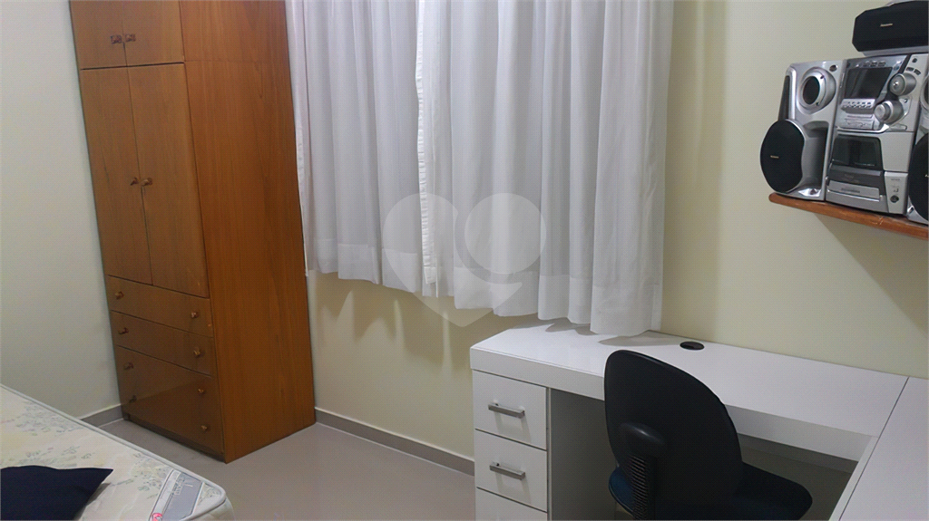 Casa de 3 Dormitórios com 150m² para Locação no Jardim Ester 