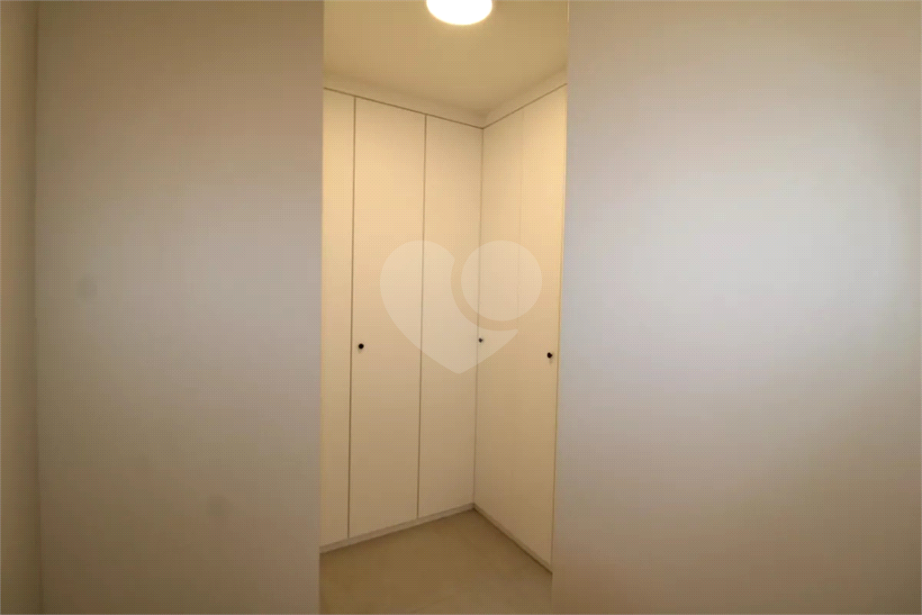 Sobrado em excelente localização em Santana, com 02 dormitórios