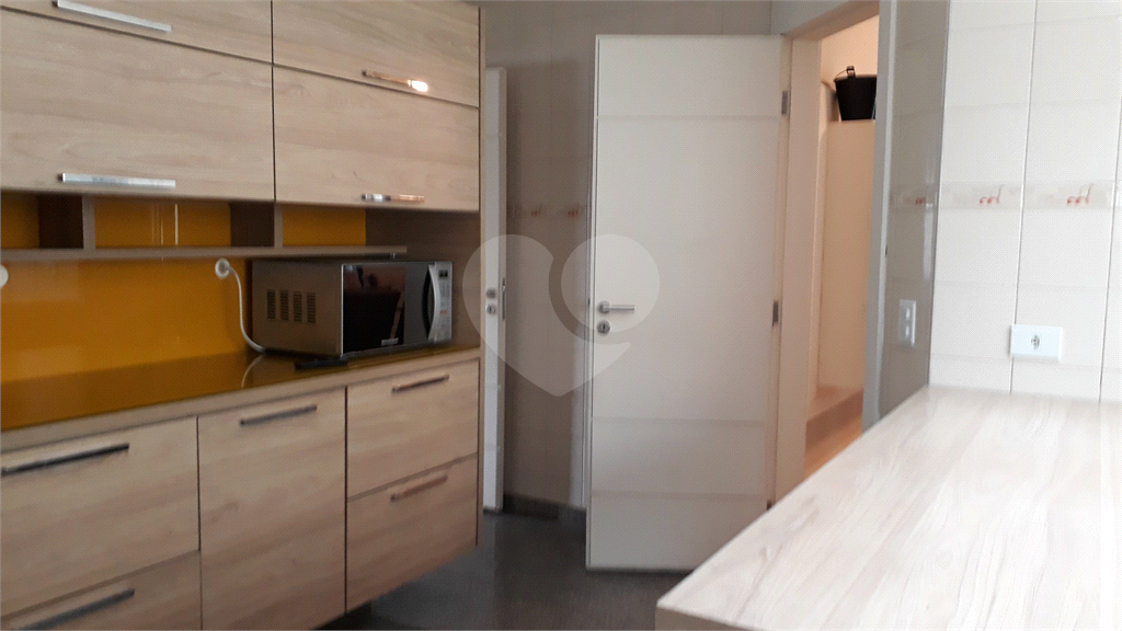 Excelente Apartamento na Rua Dr Guilherme Cristoffel.