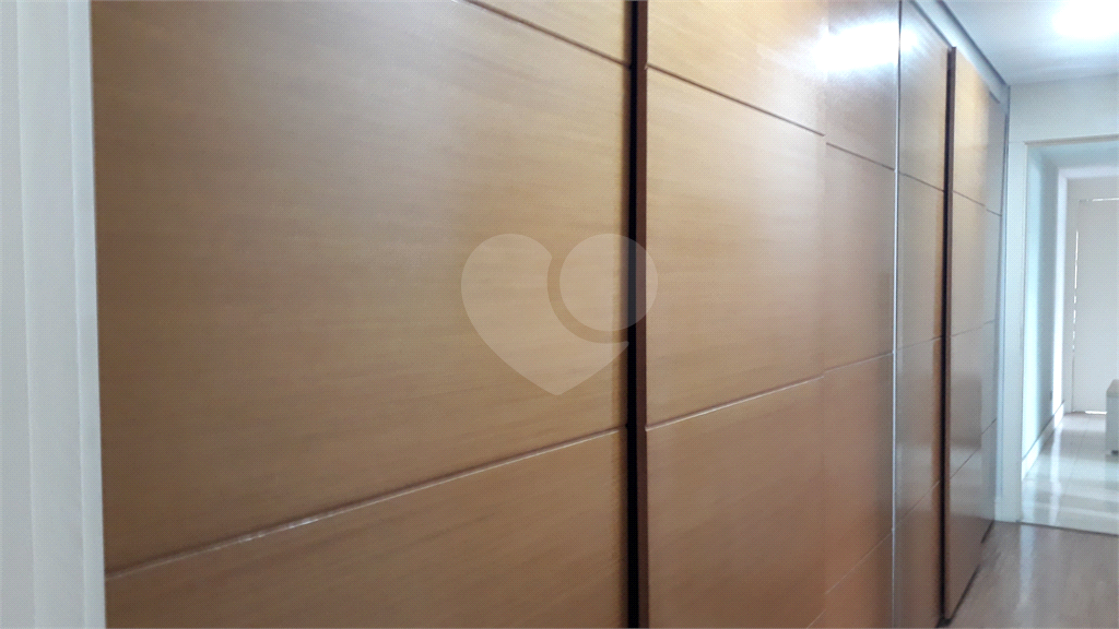 Excelente Apartamento na Rua Dr Guilherme Cristoffel.