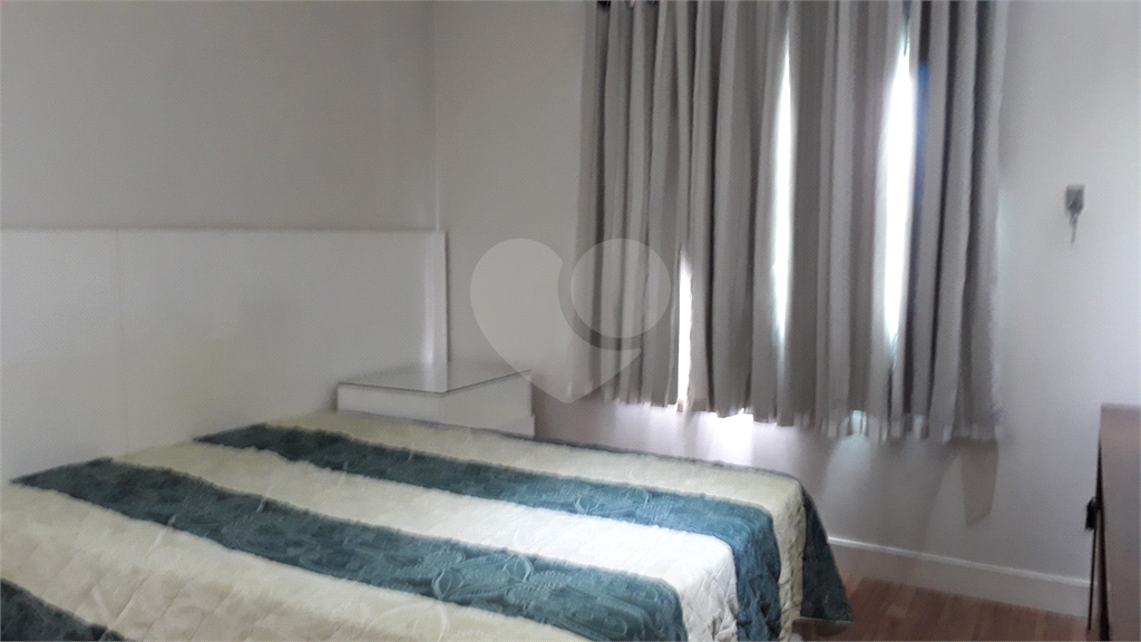 Excelente Apartamento na Rua Dr Guilherme Cristoffel.