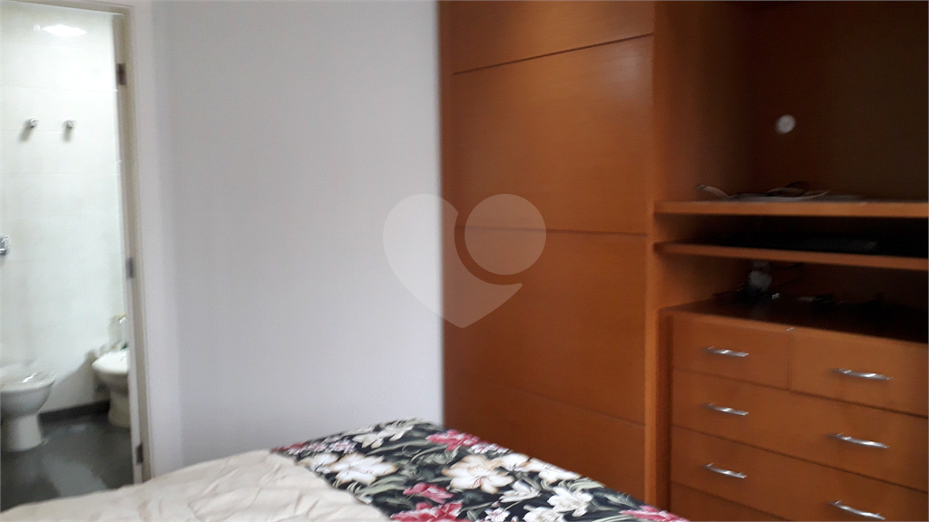 Excelente Apartamento na Rua Dr Guilherme Cristoffel.