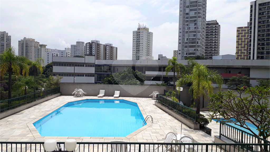 Excelente Apartamento na Rua Dr Guilherme Cristoffel.