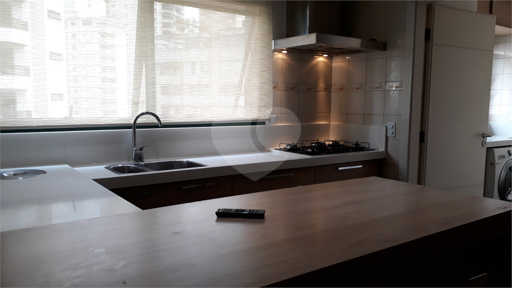 Excelente Apartamento na Rua Dr Guilherme Cristoffel.