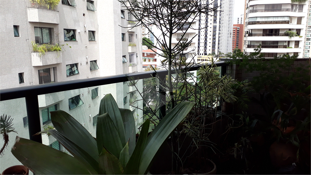 Excelente Apartamento na Rua Dr Guilherme Cristoffel.