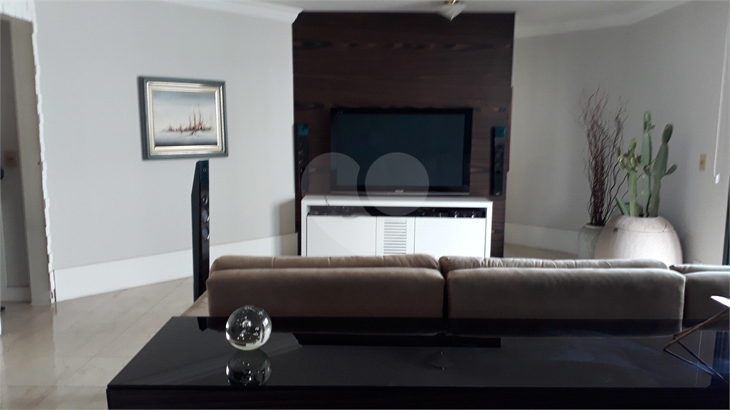 Excelente Apartamento na Rua Dr Guilherme Cristoffel.