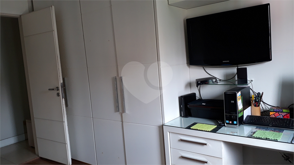 Excelente Apartamento na Rua Dr Guilherme Cristoffel.