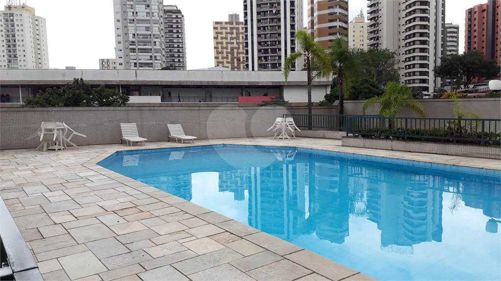 Excelente Apartamento na Rua Dr Guilherme Cristoffel.