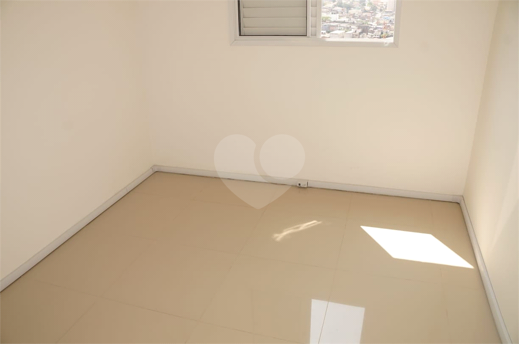 Apartamento Residencial na Av. Cupecê