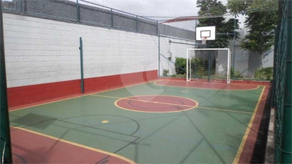Apartamento Residencial na Av. Cupecê