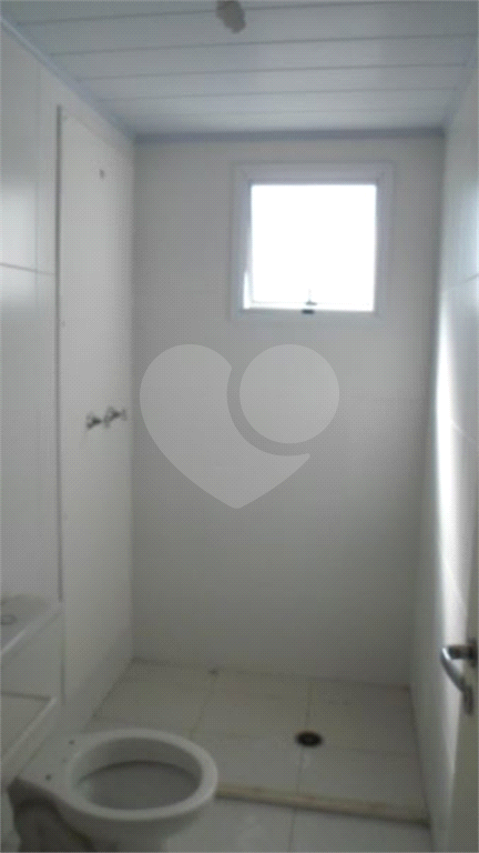 Apartamento Residencial na Av. Cupecê