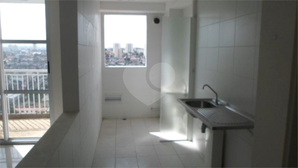 Apartamento Residencial na Av. Cupecê