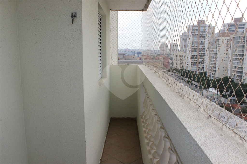 Apartamento vago com 2 vagas em ótima localização travessa da Avenida do Guacá próximo ao Shopping 