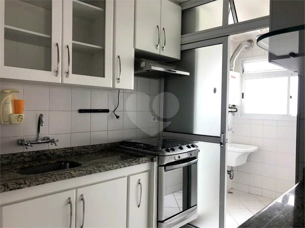 Apartamento vago com 2 vagas em ótima localização travessa da Avenida do Guacá próximo ao Shopping 