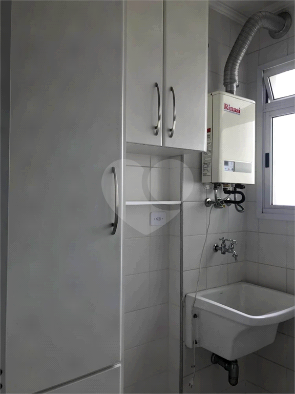 Apartamento vago com 2 vagas em ótima localização travessa da Avenida do Guacá próximo ao Shopping 