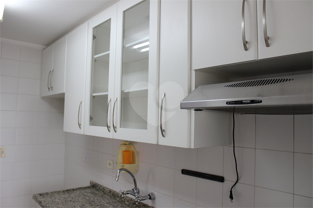 Apartamento vago com 2 vagas em ótima localização travessa da Avenida do Guacá próximo ao Shopping 