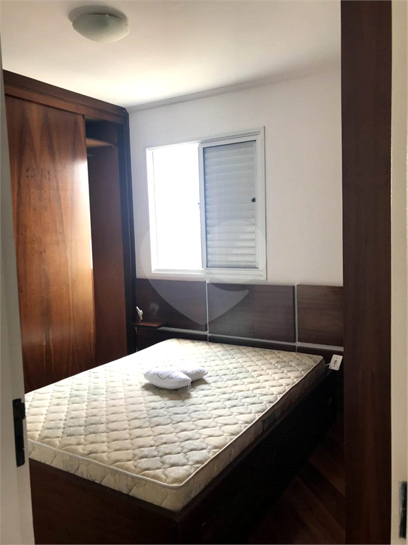 Apartamento vago com 2 vagas em ótima localização travessa da Avenida do Guacá próximo ao Shopping 