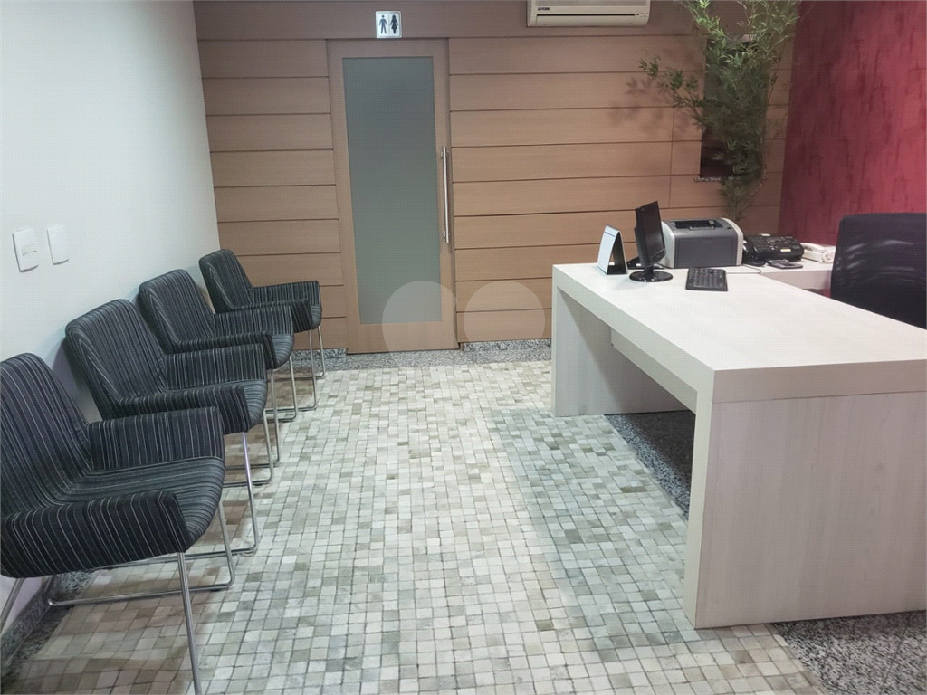LAJE COMERCIAL EM SANTANA 
