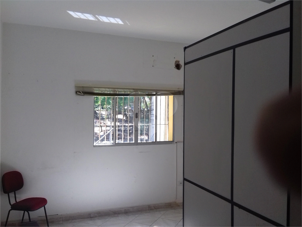 Sobrado à venda com 3 quartos, 120m² - Foto 2