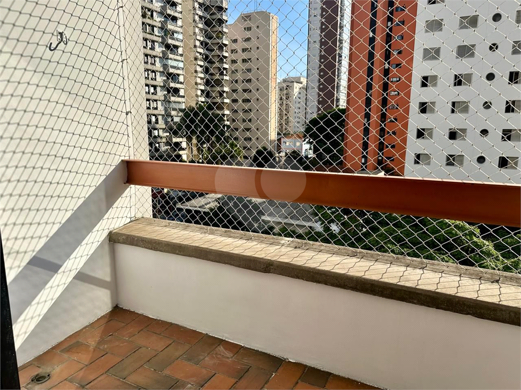 Duplex com 70m2 para alugar em Moema Índios, com 1 quarto, 1 banheiro