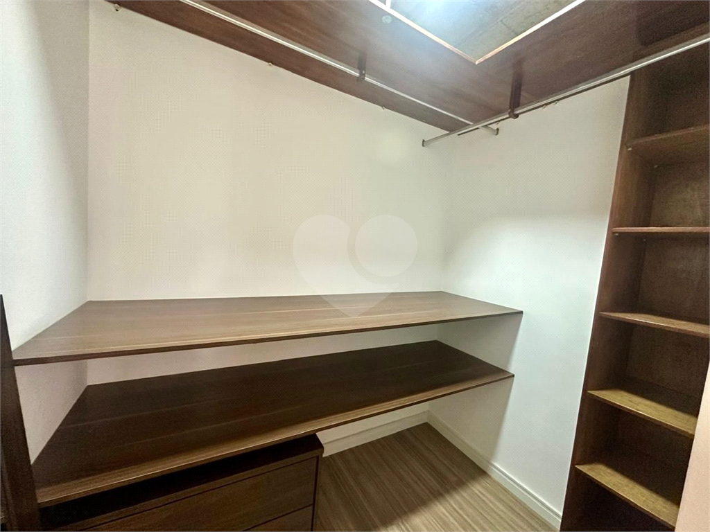 Duplex com 70m2 para alugar em Moema Índios, com 1 quarto, 1 banheiro