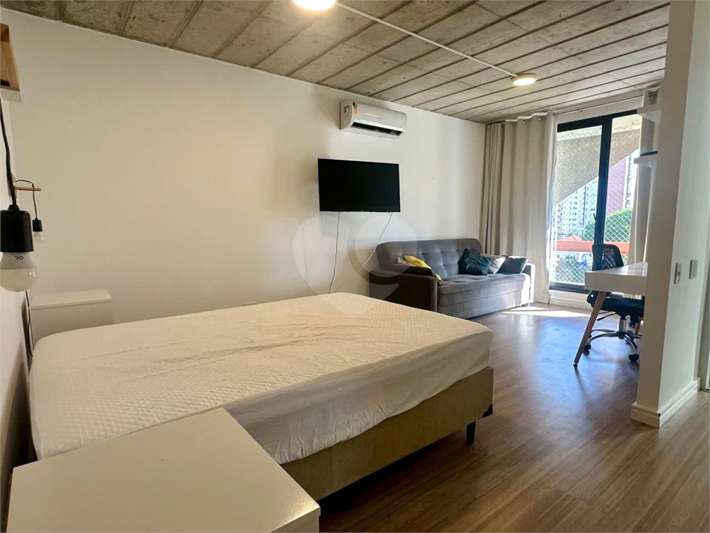 Duplex com 70m2 para alugar em Moema Índios, com 1 quarto, 1 banheiro