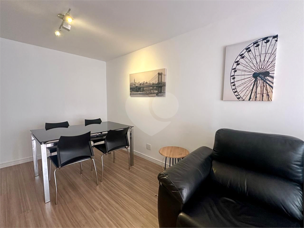 Duplex com 70m2 para alugar em Moema Índios, com 1 quarto, 1 banheiro