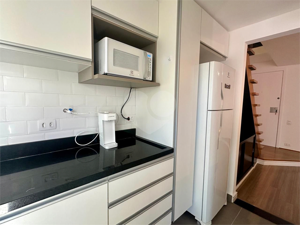 Duplex com 70m2 para alugar em Moema Índios, com 1 quarto, 1 banheiro