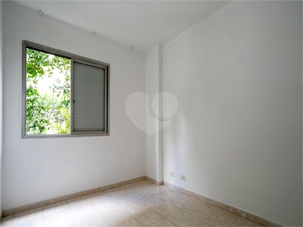 Apartamento à venda com 2 quartos, 63m² - Foto 13