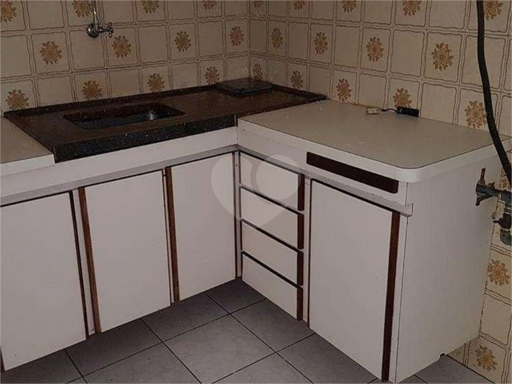 Apartamento à venda com 2 quartos, 63m² - Foto 21