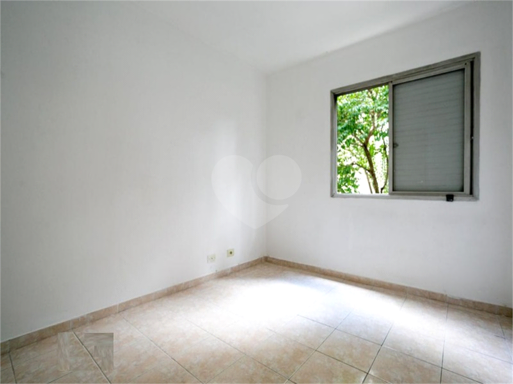 Apartamento à venda com 2 quartos, 63m² - Foto 8