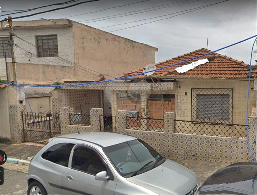 Imóvel no bairro do Limão, bem localizado. Próximo a supermercados, terminal de ônibus, bancos,