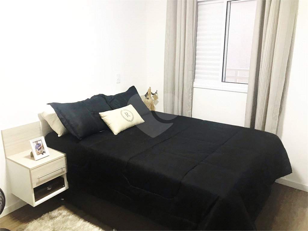 Condomínio fechado de casas tipo apartamentos em obra no Jardim São Paulo. A 500 metros do Metrô