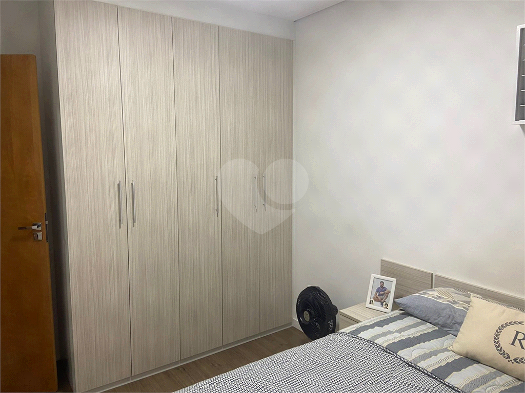 Condomínio fechado de casas tipo apartamentos em obra no Jardim São Paulo. A 500 metros do Metrô