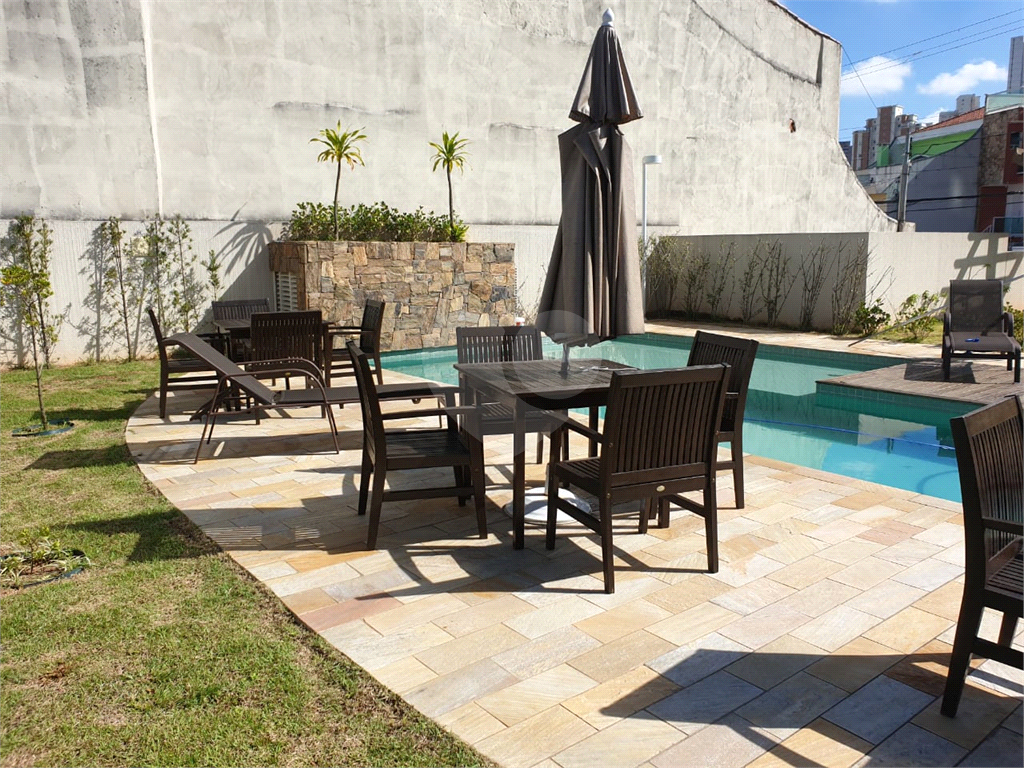 APARTAMENTO em VILA FORMOSA