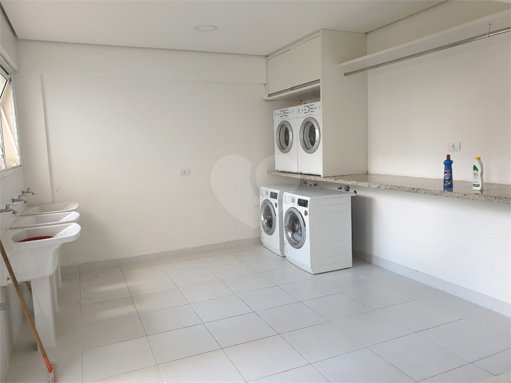APARTAMENTO em VILA FORMOSA