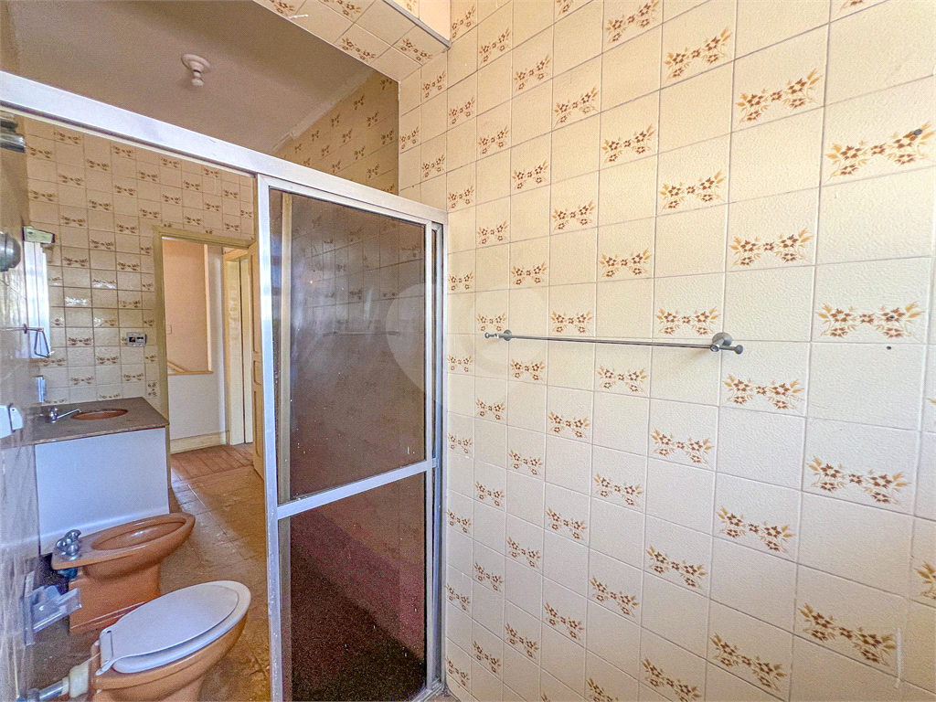 Oportunidade, sobrado em Santana com 4 dormitórios, quintal e edícula ao lado do metrô Carandiru.