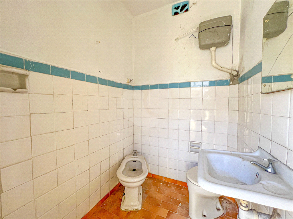 Oportunidade, sobrado em Santana com 4 dormitórios, quintal e edícula ao lado do metrô Carandiru.