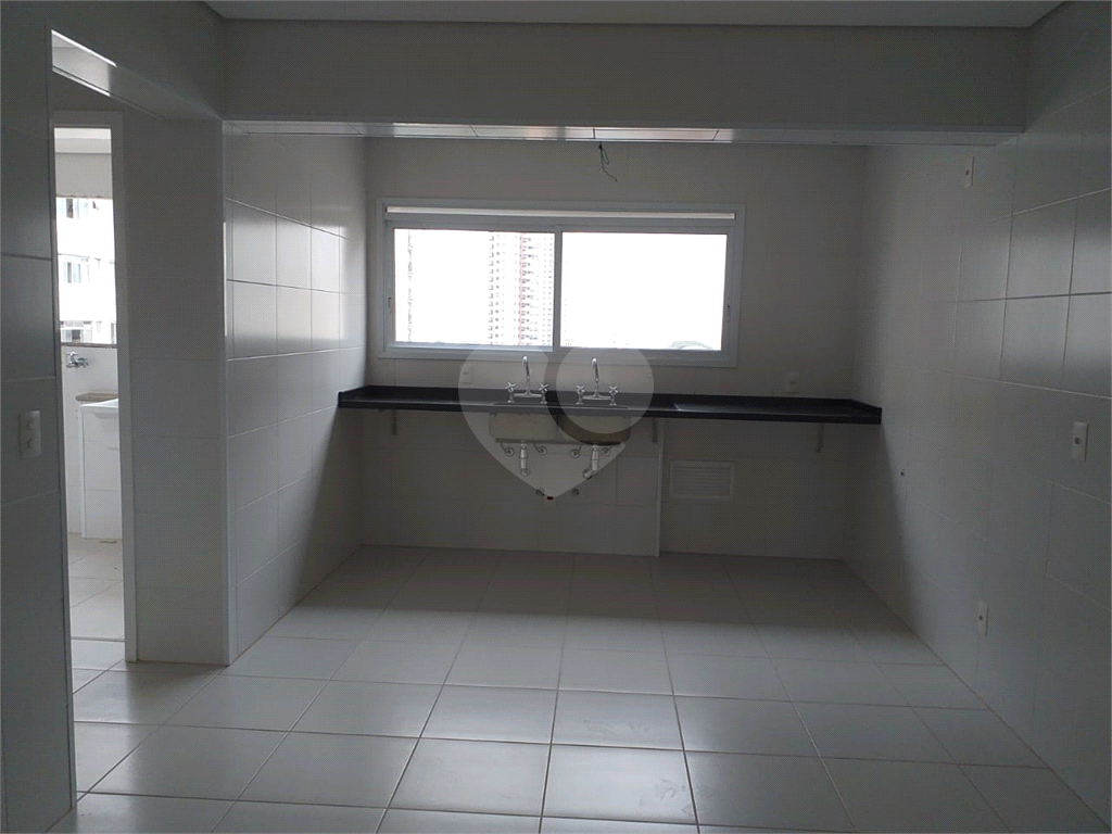 Alto de Santana - Apto Alto padrão - 205,00 m2  -Novo -Contra piso, andar alto - 4 Suítes - 3 vagas