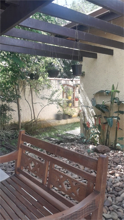 Casa no condomínio Vila Verde em Itapevi