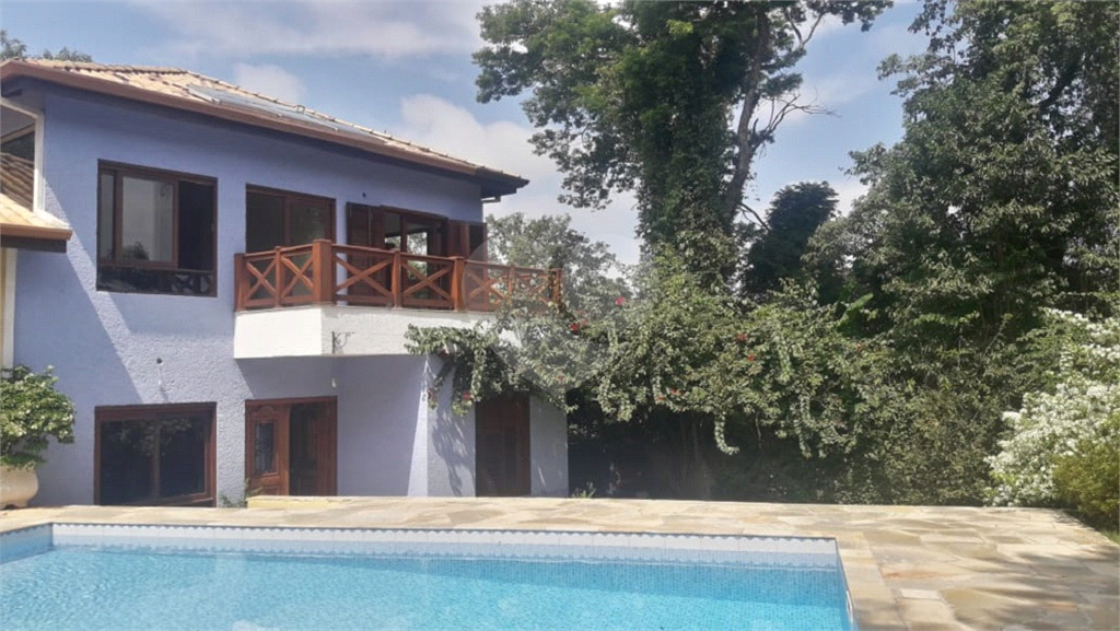 Casa no condomínio Vila Verde em Itapevi