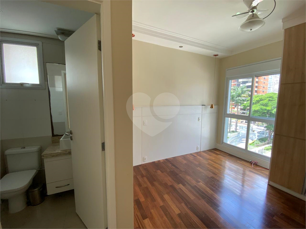 Apartamento com 3 suítes e varanda gourmet em Santana