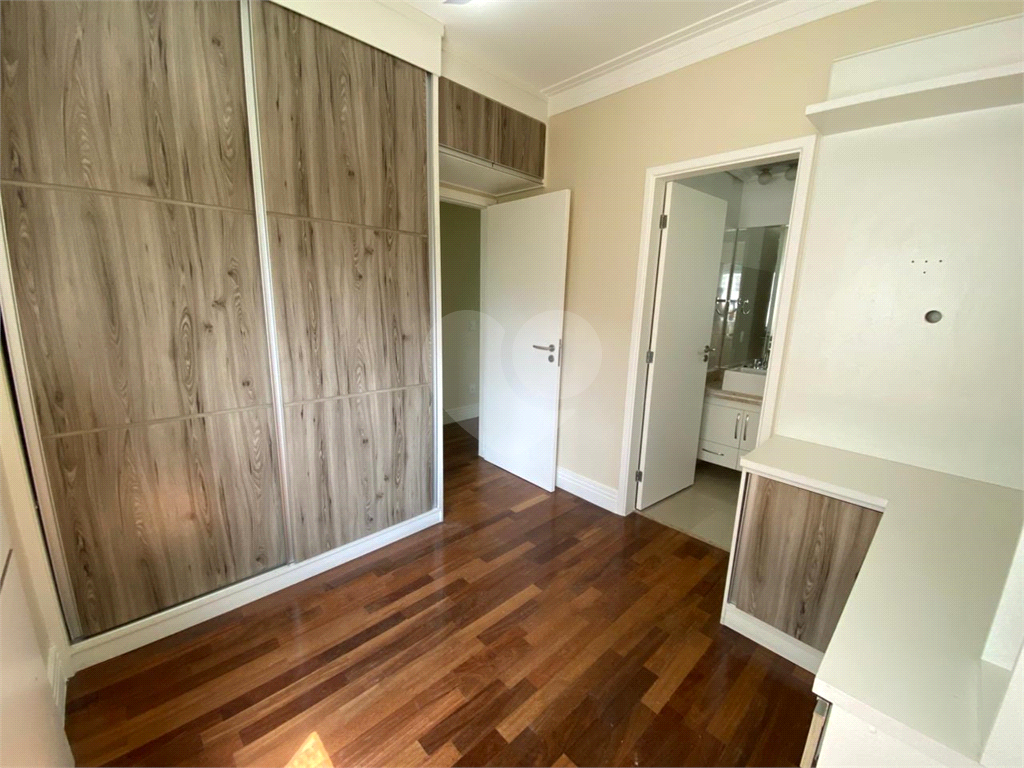 Apartamento com 3 suítes e varanda gourmet em Santana