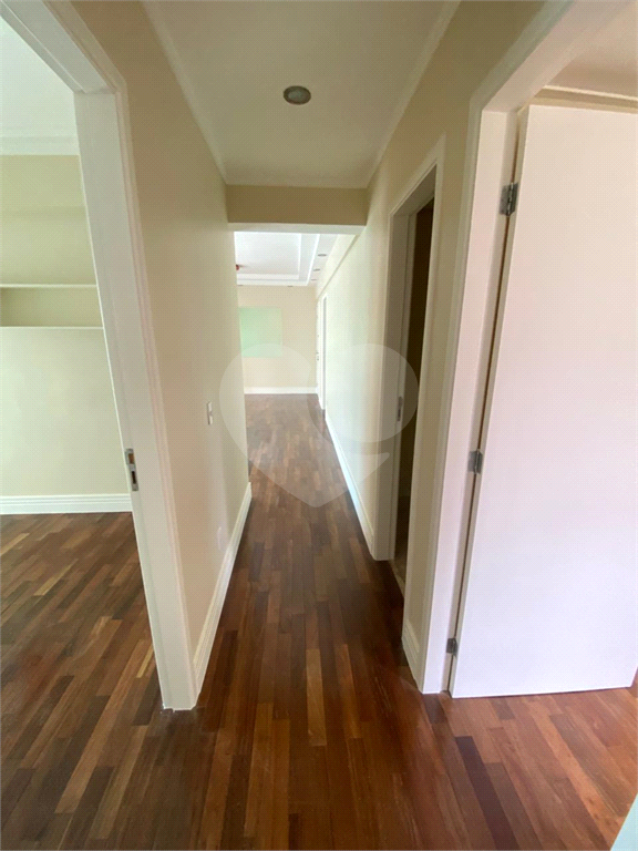 Apartamento com 3 suítes e varanda gourmet em Santana